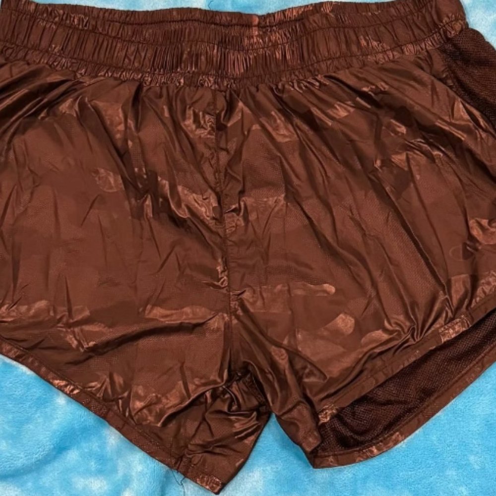 TLF Take Life Further Workout Shorts - L